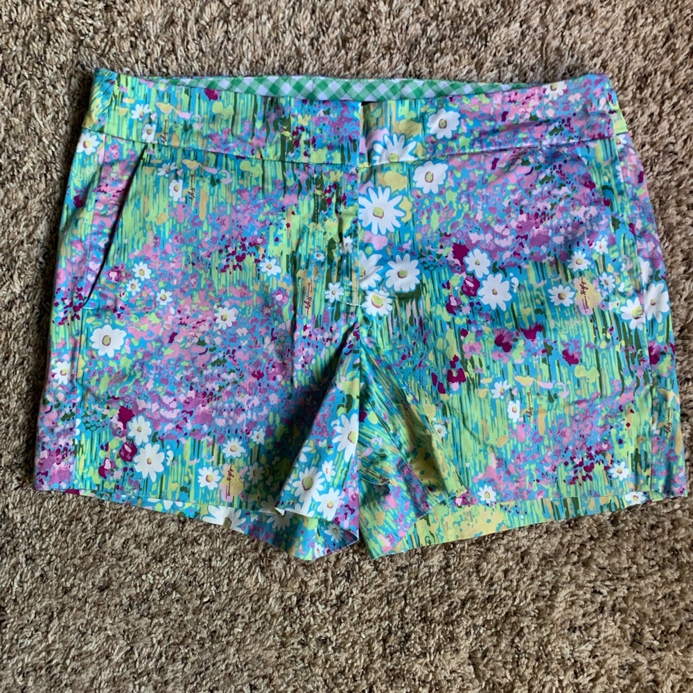 Tommy Hilfiger flower print shorts